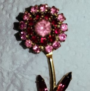 Flower broach with crystals
